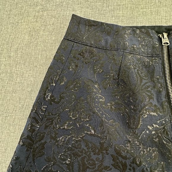 Abercrombie & Fitch Mini Skirt Navy Blue & Metallic Black 00 Lined Zipper Closur - Picture 13 of 14